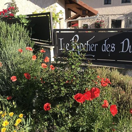 Le Rocher Des Ducs, Vue Sur Montagne, Abris Voitures Et Motos Le Glaizil Zewnętrze zdjęcie